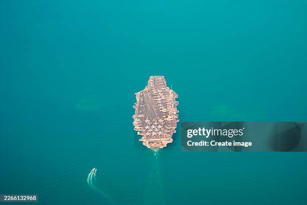 aerial view aircraft carrier warship - destroyer stock pictures, royalty-free photos & images