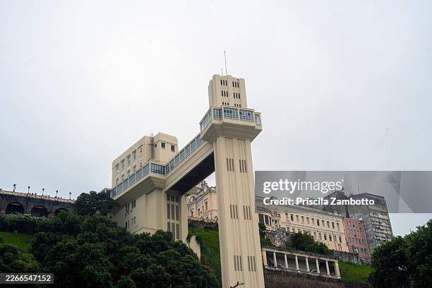 lacerda elevator. salvador, bahia, brazil - colonial style stock pictures, royalty-free photos & images