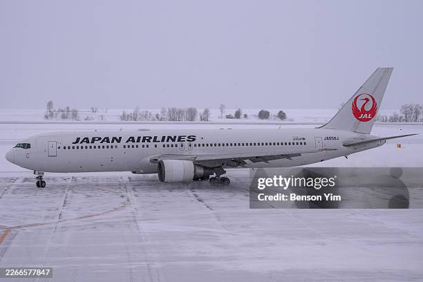 110 Jal 767 Stock Photos, High-Res Pictures, and Images - Getty Images