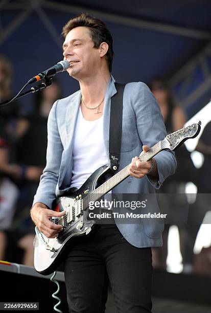 Jamie Hince of The Kills performs during Lollapalooza 2011 at Grant Park on August 5, 2011 in Chicago, Illinois.