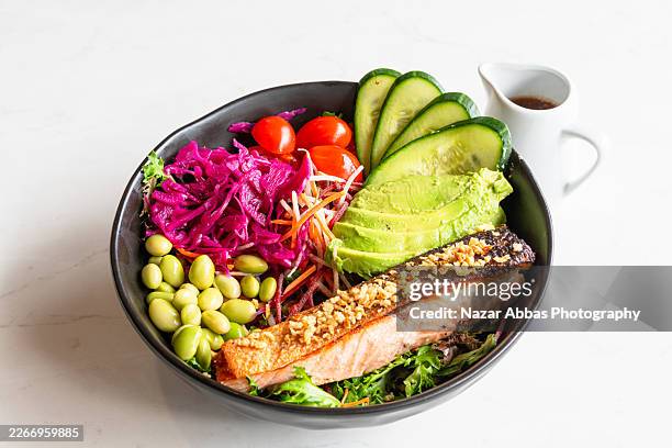 grilled salmon salad. - ketogenic diet stock pictures, royalty-free photos & images