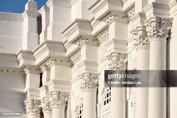 an old colonial buildings pillar - penang island stock pictures, royalty-free photos & images