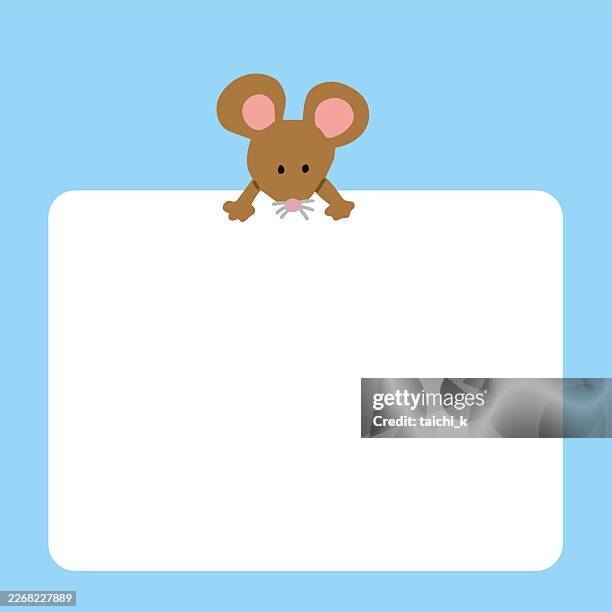 a mouse sitting on the table - mouse top view stock illustrations