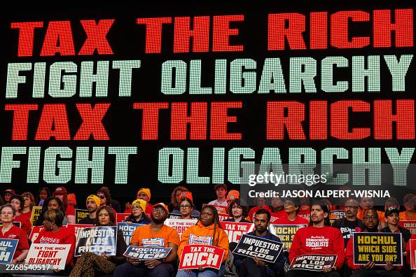 UNITED-STATES-TAX-THE-RICH-RALLY-HELD-IN-BRONX-WITH-BERNIE-SANDE UNITED-STATES-TAX-THE-RICH-RALLY-HELD-IN-BRONX-WITH-BERNIE-SANDE