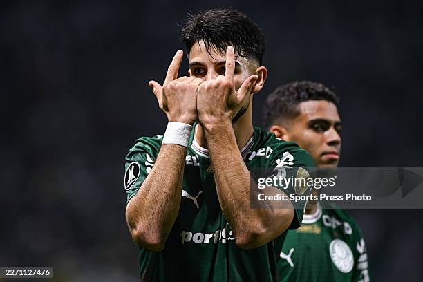 José Manuel López of Palmeiras celebrates after scoring the team's second goal during a Copa CONMEBOL Libertadores match between Palmeiras v Sporting...
