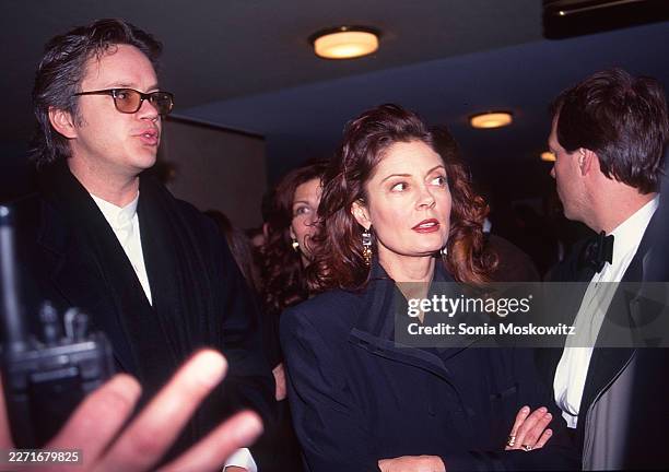 Tim Robbins and Susan Sarandon attend the Espy Awards at Radio City Music Hall on February 12, 1995 in New York City.