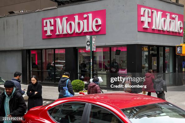 Deutsche Telekom Weighs Full Combination With T-Mobile Deutsche Telekom Weighs Full Combination With T-Mobile