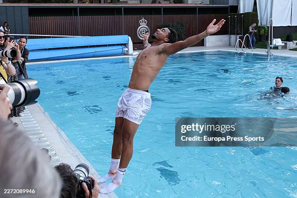 Arthur Fils of France celebrates the victory by diving into the pool during the Final tennis match of the Barcelona Open Banc Sabadell - Conde Godo...