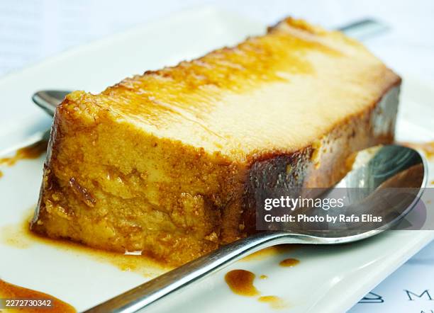 pudding - spanish bread pudding stock pictures, royalty-free photos & images