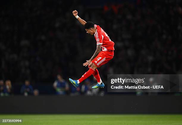 Luis Diaz of FC Bayern Munich celebrates scoring his team's fourth goal during the UEFA Champions League 2025/26 Semi Final First Leg match between...