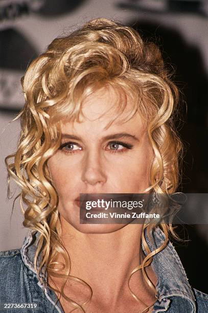 American actress Daryl Hannah attends the 1992 MTV Movie Awards at Walt Disney Studios in Burbank, California, United States, 5th June 1992.
