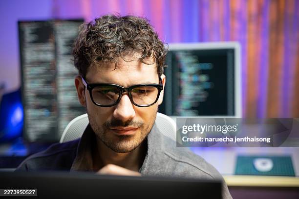 professional software development and coding - sql server stock pictures, royalty-free photos & images