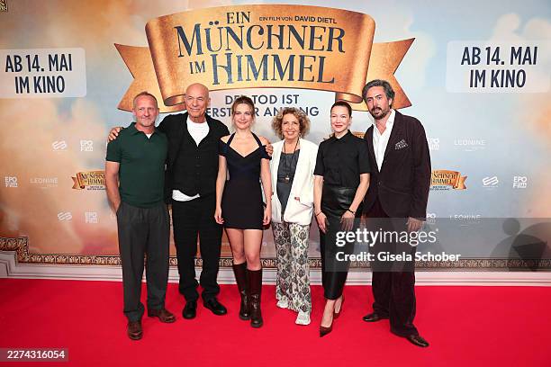 Maximilian Brueckner, Heiner Lauterbach, Momo Beier, Michaela May, Hannah Herzsprung and director David Dietl attend the premiere of "Ein Münchner Im...