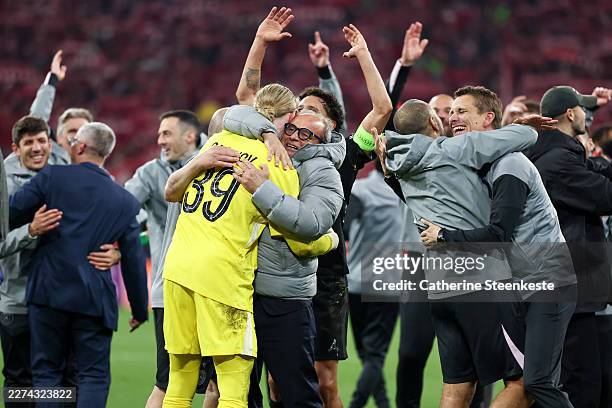 Matvey Safonov of Paris Saint-Germain and Luis Campos PSG Football Advisor celebrate the victory of the UEFA Champions League 2025/26 Semi Final...