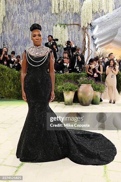 Venus Williams attends the 2026 Met Gala celebrating "Costume Art" at the Metropolitan Museum of Art on May 04, 2026 in New York City.