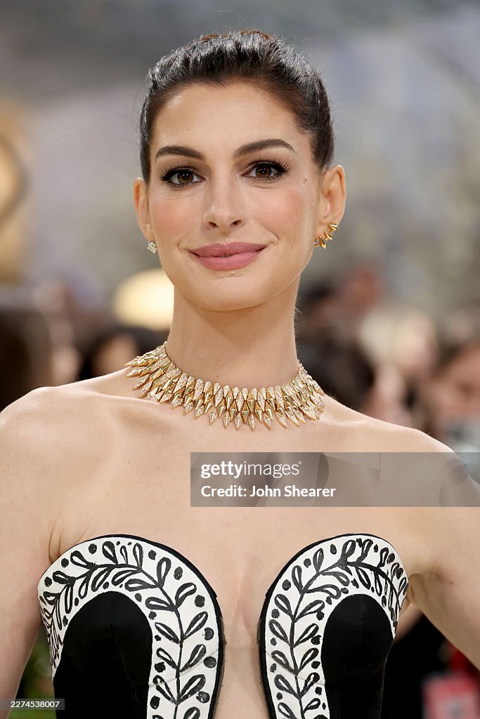 Mat At Anne Hathaway attends the 2026 Met Gala celebrating