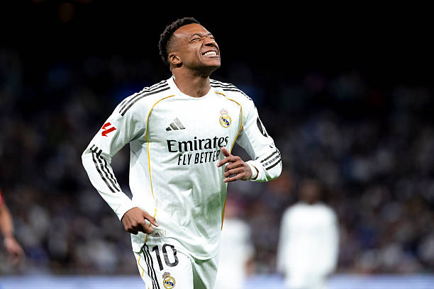 Kylian Mbappe of Real Madrid reacts to a missed opportunity during the La Liga 2025/26 match between Real Madrid and Oviedo at Santiago Bernabeu Kylian Mbappe of Real Madrid reacts to a missed opportunity during the La Liga 2025/26 match between Real Madrid and Oviedo at Santiago Bernabeu