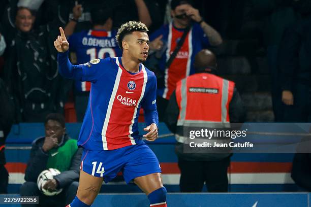 Desire Doue of PSG celebrates his goal during the Ligue 1 McDonald's football match between Paris Saint-Germain and Stade Brestois 29 at Parc des...