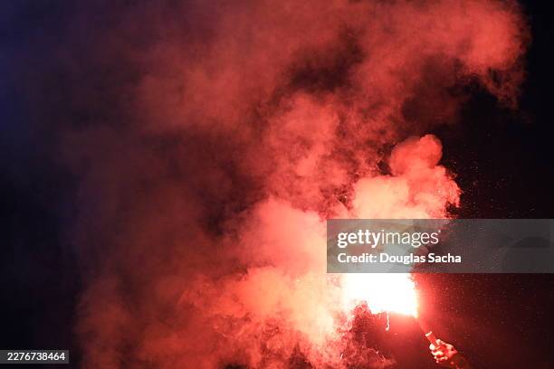 distress flare creates bright light and smoke - distress flare stock pictures, royalty-free photos & images