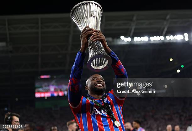 Jean-Philippe Mateta of Crystal Palace celebrates with the UEFA Conference League trophy after his team's victory in the UEFA Conference League Final...