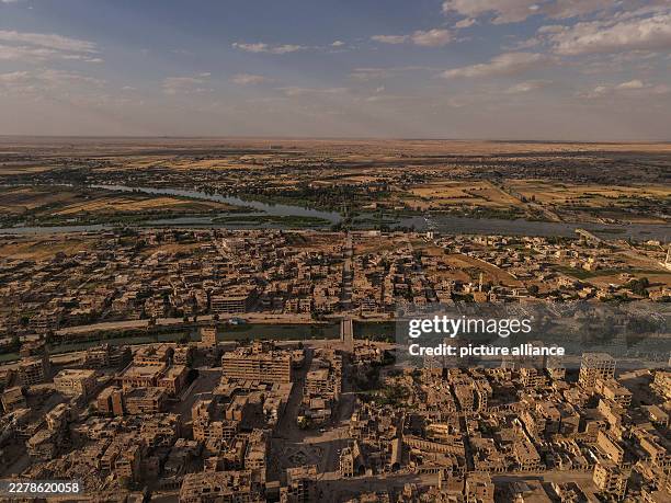 June 2026, Syria, Deir ez-Zur: An aerial view shows the war-damaged buildings in Deir ez-Zor. Deir ez-Zor, a major city in eastern Syria on the...