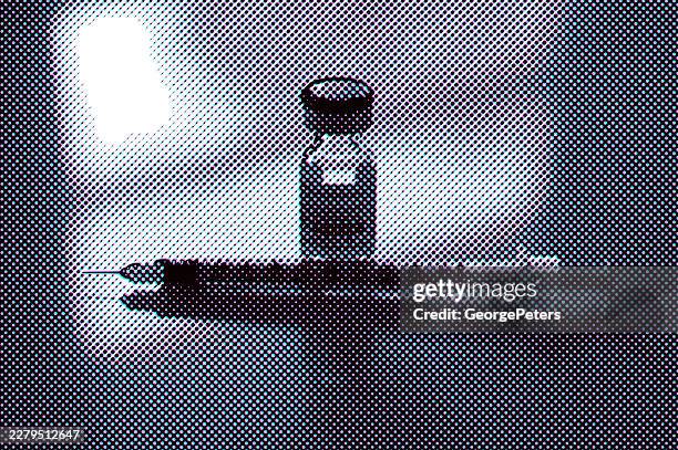 glp-1 single dose vial and syringe and glitch technique - subcutaneous injection stock illustrations