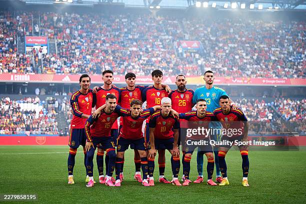 The Spain team line up for a photo prior to kick off during an international friendly match between Spain and Iraq at Abanca-Riazor Stadium on June...