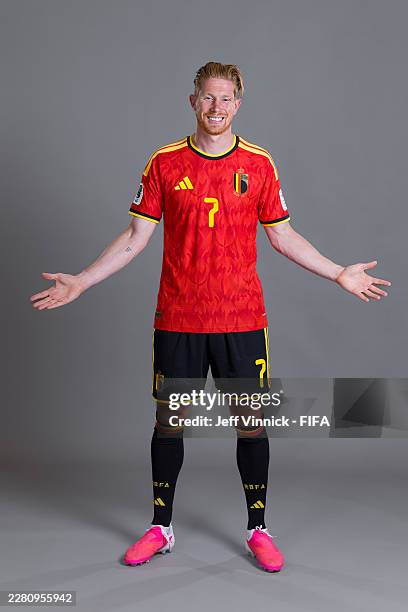 Kevin Renton 253 Photos & High Res Pictures - Getty Images