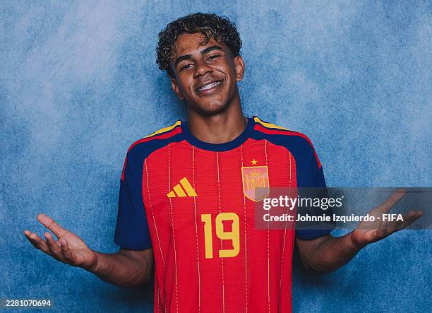 Lamine Yamal of Spain poses for a portrait during the official FIFA World Cup 2026 portrait session on June 09, 2026 in Chattanooga, Tennessee.
