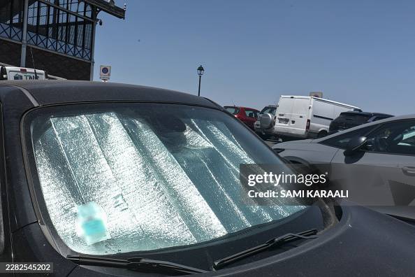 FRANCE-WEATHER-CLIMATE-HEATWAVE FRANCE-WEATHER-CLIMATE-HEATWAVE