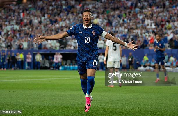 Kylian MBAPPE of France celebrates Ousmane Dembele's goal during the FIFA World Cup 2026 Group I match between France and Iraq at Philadelphia...