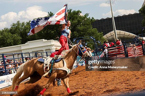 Anna Rodeo 45,559 Anna Moneymaker) Stock Photos, High-Res Pictures, and Images ...