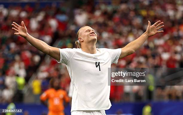 Erling Haaland of Norway celebrates scoring his team's second goal during the FIFA World Cup 2026 Round Of 32 match between Cote d'Ivoire and Norway...