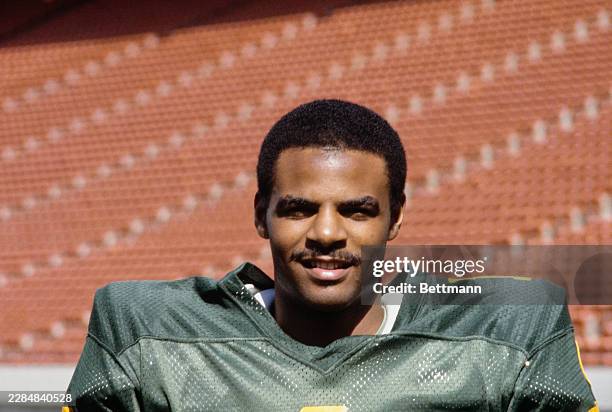 American football player Warren Moon, a quarterback for the Edmonton Eskimos Canadian football team, June 2nd 1982.