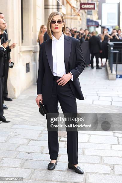 Rosamund Pike attends Giorgio Armani Privé during Day Two of Paris Fashion Week - Haute Couture Fall/Winter 2026/2027 on July 07, 2026 in Paris,...