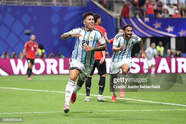 Enzo Fernandez of Argentina celebrates scoring his team's third goal during the FIFA World Cup 2026 Round of 16 match between Argentina and Egypt at...