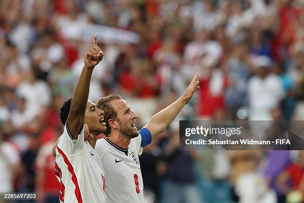Jude Bellingham and Harry Kane of England celebrate victory after the FIFA World Cup 2026 Quarter Final match between Norway and England at Miami...