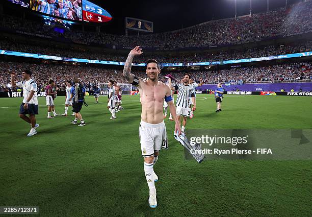 Lionel Messi of Argentina applauds fans after the 3-1 victory during the FIFA World Cup 2026 Quarter Final match between Argentina and Switzerland at...