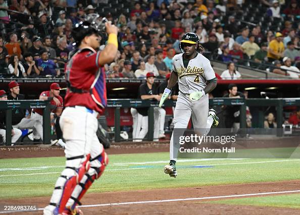 Athletics v Arizona Diamondbacks Athletics v Arizona Diamondbacks