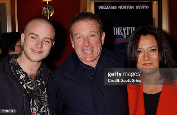 Robin Williams with his son Zack and wife Marsha arrive at the premiere of "Death To Smoochy" at the Ziegfeld Theater in New York City. 3/26/02 Photo...