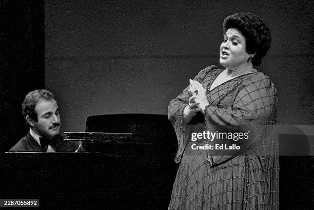 Opera Singer Marilyn Horne, with her pianist Martin Katz, performing the at the University of Texas Center for Performing Arts Recital Hall on the...