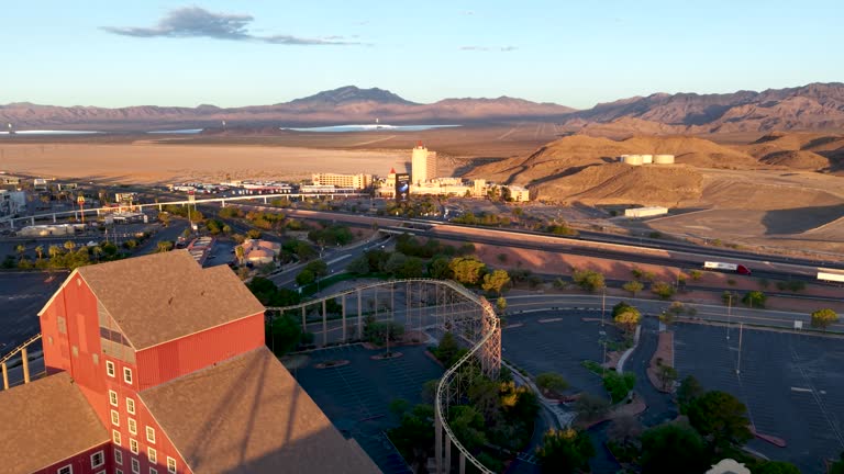 https://media.gettyimages.com/id/2287912976/video/dramatic-fly-over-the-first-drop-of-desperado-roller-coaster-rising-209-feet-into-the-air.jpg?b=1&s=640x640&k=20&c=ptSJzALxETHITwKZmbIvZlg8tsfk8BRB3iniIT1SjQk=