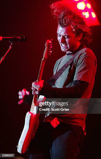 Bush Lead Singer 2,917 Gavin Rossdale In Concert Stock Photos, High-Res Pictures, and ...