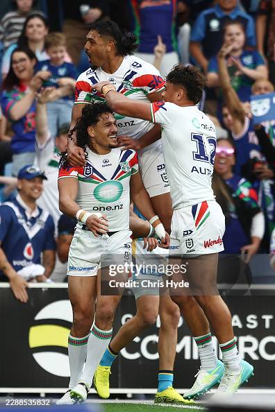 NRL Rd 22 - Titans v Warriors NRL Rd 22 - Titans v Warriors