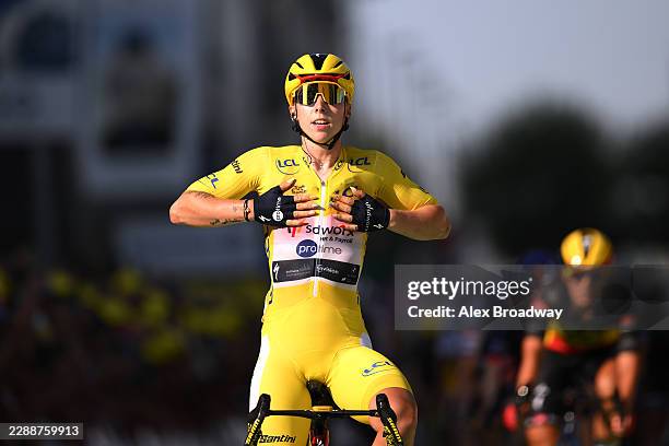 Lorena Wiebes of Netherlands and Team SD Worx - Protime - Yellow leader jersey celebrates at finish line as stage winner during the 5th Tour de...