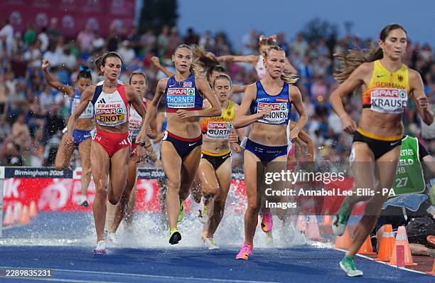 Elise Thorner of Great Britain during the Women's 3000m Steeplechase Final on day four of the 2026 European Athletics Championship at Perry Barr's...