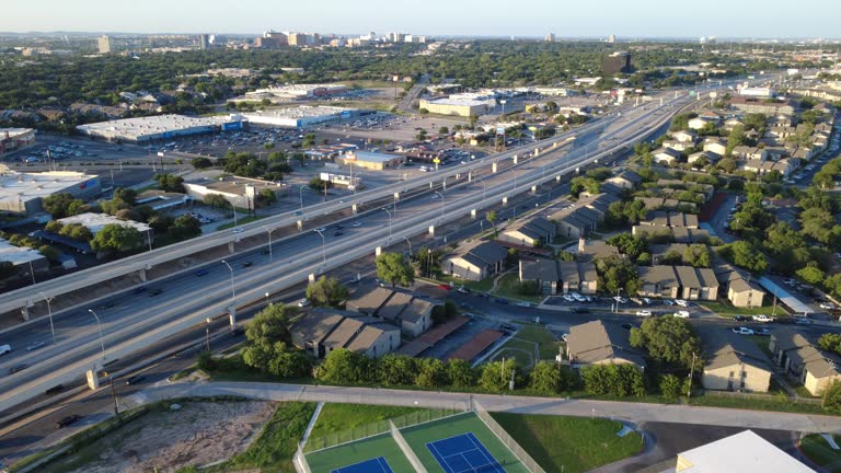 https://media.gettyimages.com/id/2291136210/video/hardcourt-blue-tennis-courts-school-football-fields-border-loop-410-near-neff-middle-school.jpg?b=1&s=640x640&k=20&c=3hEL_BjvGOSZjEN5Q00SBY1vt-3-CGl-4I8R5N71At8=
