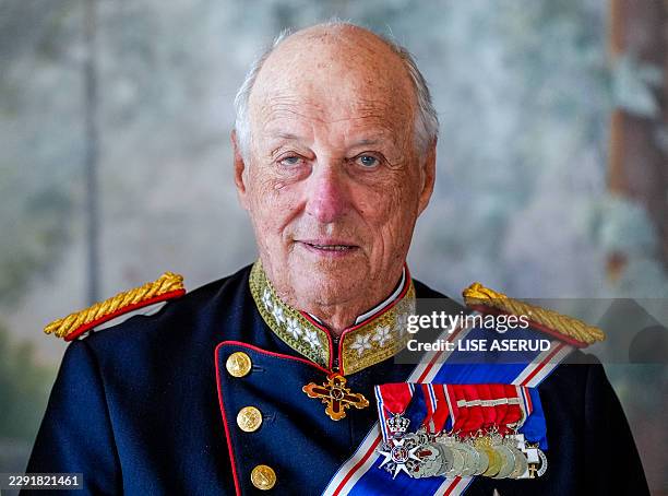 Picture taken on April 8, 2025 at the Royal Palace in Oslo Norway, shows Norway's King Harald V waiting for guests. Norway's King Harald V, Europe's...