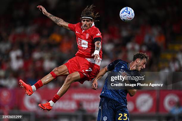 Ricardo Mangas of Monza competes for the ball with Mergim Vojvoda of Udinese during the Serie A match between AC Monza and Udinese Calcio at U-Power...