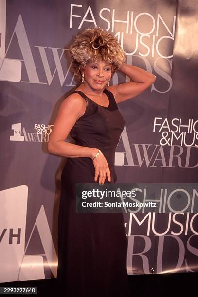 Tina Turner attends the 1st Annual VH1 Fashion and Music Awards at the New York State Armory on December 3, 1995 in New York City.